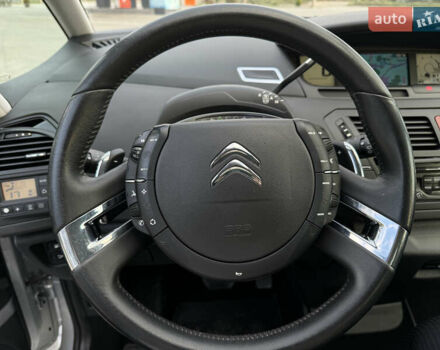 Серый Ситроен Гранд С4 Пикассо, объемом двигателя 1.6 л и пробегом 230 тыс. км за 7300 $, фото 19 на Automoto.ua