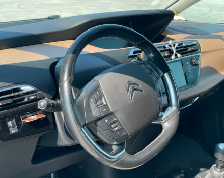 Серый Ситроен Гранд С4 Пикассо, объемом двигателя 2 л и пробегом 192 тыс. км за 10390 $, фото 12 на Automoto.ua