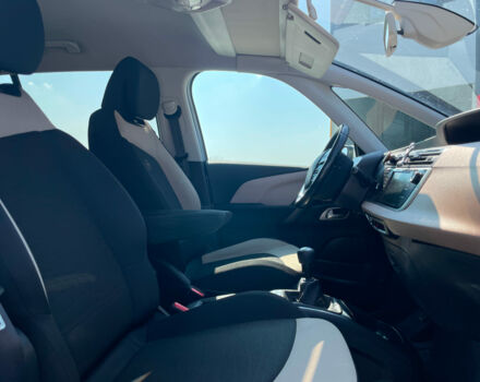 Серый Ситроен Гранд С4 Пикассо, объемом двигателя 2 л и пробегом 192 тыс. км за 10390 $, фото 19 на Automoto.ua