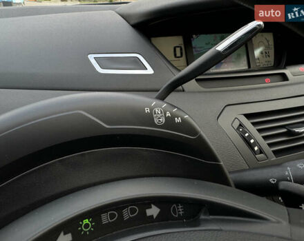 Серый Ситроен Гранд С4 Пикассо, объемом двигателя 1.6 л и пробегом 230 тыс. км за 7300 $, фото 20 на Automoto.ua