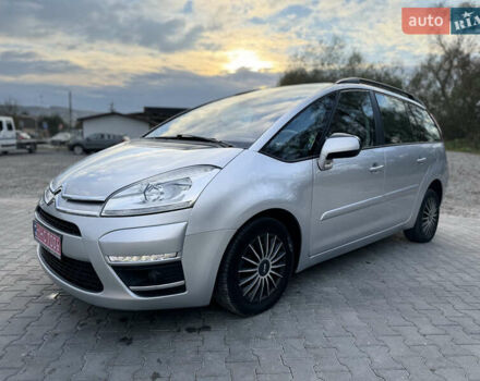 Серый Ситроен Гранд С4 Пикассо, объемом двигателя 1.6 л и пробегом 230 тыс. км за 7300 $, фото 3 на Automoto.ua