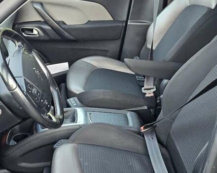 Сітроен Гранд С4 Пікассо 2013 у Черкасах на Automoto.ua Сірий Сітроен Гранд С4 Пікассо, об'ємом двигуна 1.6 л та пробігом 269 тис. км за 10900 $, фото 18 на Automoto.ua