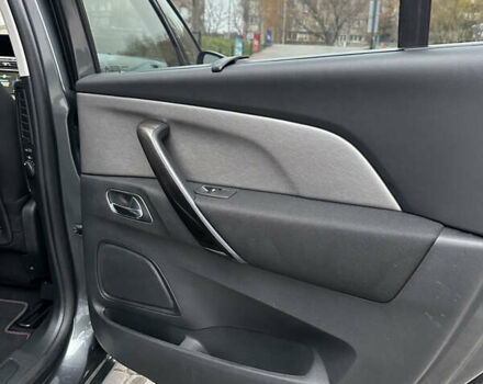 Сірий Сітроен Гранд С4 Пікассо, об'ємом двигуна 2 л та пробігом 235 тис. км за 10950 $, фото 25 на Automoto.ua