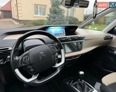Серый Ситроен Гранд С4 Пикассо, объемом двигателя 1.6 л и пробегом 146 тыс. км за 8600 $, фото 18 на Automoto.ua