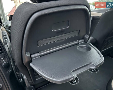 Серый Ситроен Гранд С4 Пикассо, объемом двигателя 1.6 л и пробегом 146 тыс. км за 8600 $, фото 26 на Automoto.ua