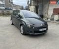 Серый Ситроен Гранд С4 Пикассо, объемом двигателя 2 л и пробегом 208 тыс. км за 12999 $, фото 2 на Automoto.ua