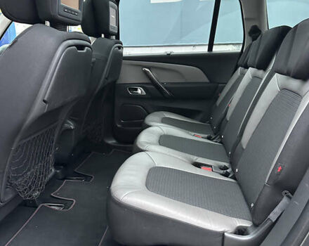 Серый Ситроен Гранд С4 Пикассо, объемом двигателя 2 л и пробегом 233 тыс. км за 11250 $, фото 36 на Automoto.ua