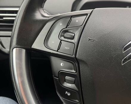 Сірий Сітроен Гранд С4 Пікассо, об'ємом двигуна 2 л та пробігом 291 тис. км за 10700 $, фото 24 на Automoto.ua