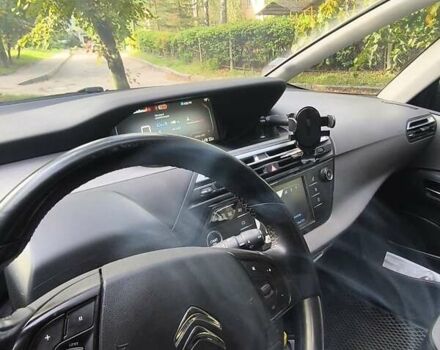 Сітроен Гранд С4 Пікассо 2015 у Вінниці на Automoto.ua Сірий Сітроен Гранд С4 Пікассо, об'ємом двигуна 1.6 л та пробігом 193 тис. км за 9300 $, фото 5 на Automoto.ua