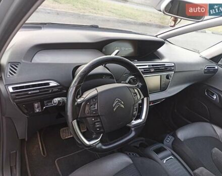 Серый Ситроен Гранд С4 Пикассо, объемом двигателя 2 л и пробегом 235 тыс. км за 13500 $, фото 10 на Automoto.ua