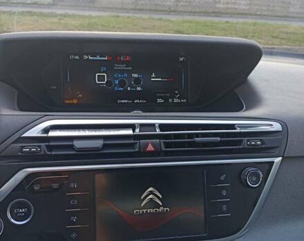 Серый Ситроен Гранд С4 Пикассо, объемом двигателя 2 л и пробегом 235 тыс. км за 13500 $, фото 2 на Automoto.ua