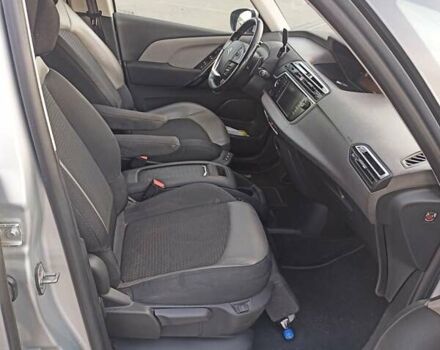 Серый Ситроен Гранд С4 Пикассо, объемом двигателя 2 л и пробегом 235 тыс. км за 13500 $, фото 13 на Automoto.ua