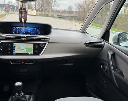 Сірий Сітроен Гранд С4 Пікассо, об'ємом двигуна 2 л та пробігом 240 тис. км за 11450 $, фото 34 на Automoto.ua