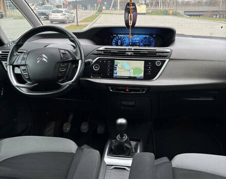 Сірий Сітроен Гранд С4 Пікассо, об'ємом двигуна 2 л та пробігом 240 тис. км за 11450 $, фото 30 на Automoto.ua