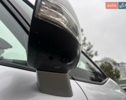 Сірий Сітроен Гранд С4 Пікассо, об'ємом двигуна 2 л та пробігом 291 тис. км за 10700 $, фото 12 на Automoto.ua