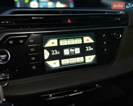 Сірий Сітроен Гранд С4 Пікассо, об'ємом двигуна 1.6 л та пробігом 95 тис. км за 14499 $, фото 48 на Automoto.ua