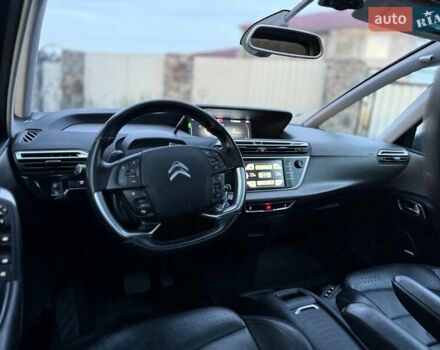 Сірий Сітроен Гранд С4 Пікассо, об'ємом двигуна 1.6 л та пробігом 95 тис. км за 14499 $, фото 22 на Automoto.ua