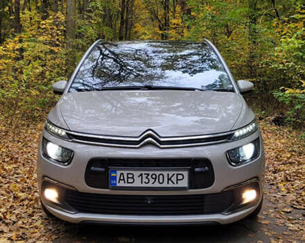 Сітроен Гранд С4 Пікассо 2016 у Вінниці на Automoto.ua Сірий Сітроен Гранд С4 Пікассо, об'ємом двигуна 2 л та пробігом 226 тис. км за 15600 $, фото 11 на Automoto.ua