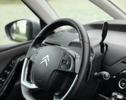 Серый Ситроен Гранд С4 Пикассо, объемом двигателя 2 л и пробегом 184 тыс. км за 13800 $, фото 38 на Automoto.ua