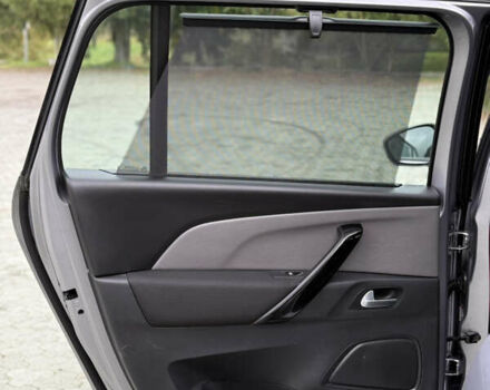 Серый Ситроен Гранд С4 Пикассо, объемом двигателя 2 л и пробегом 184 тыс. км за 13900 $, фото 46 на Automoto.ua