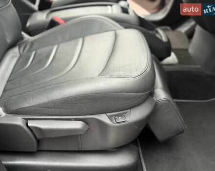 Серый Ситроен Гранд С4 Пикассо, объемом двигателя 1.6 л и пробегом 180 тыс. км за 14300 $, фото 27 на Automoto.ua