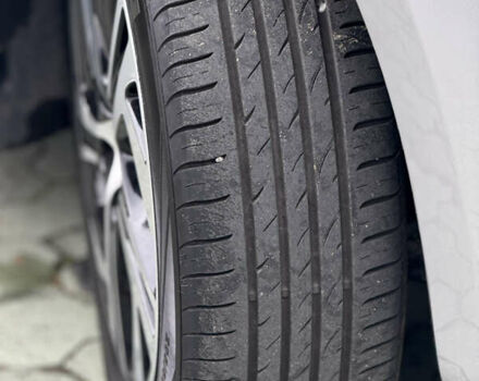 Серый Ситроен Гранд С4 Пикассо, объемом двигателя 2 л и пробегом 184 тыс. км за 13800 $, фото 52 на Automoto.ua