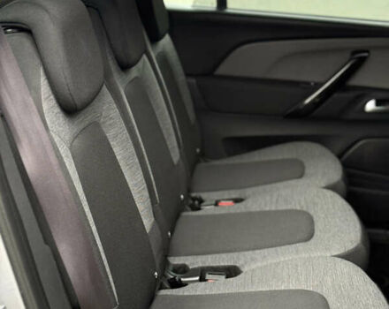 Серый Ситроен Гранд С4 Пикассо, объемом двигателя 2 л и пробегом 184 тыс. км за 13900 $, фото 45 на Automoto.ua