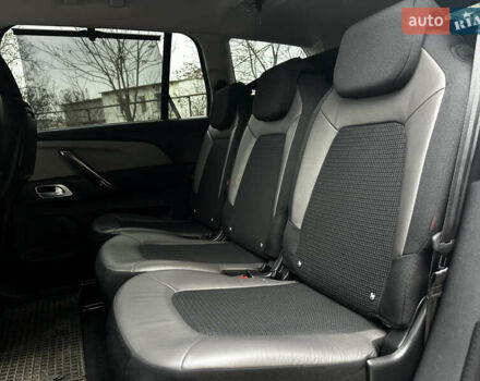 Серый Ситроен Гранд С4 Пикассо, объемом двигателя 1.6 л и пробегом 199 тыс. км за 15499 $, фото 19 на Automoto.ua