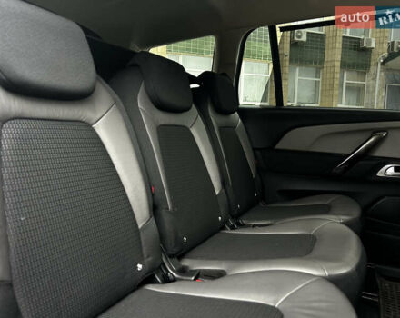 Серый Ситроен Гранд С4 Пикассо, объемом двигателя 1.6 л и пробегом 199 тыс. км за 15499 $, фото 18 на Automoto.ua