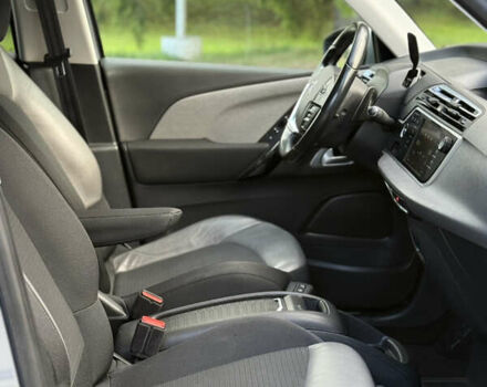 Серый Ситроен Гранд С4 Пикассо, объемом двигателя 1.6 л и пробегом 198 тыс. км за 13900 $, фото 45 на Automoto.ua