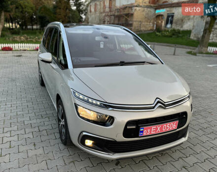 Ситроен Гранд С4 Пикассо 2018 в Бережанах на Automoto.ua Серый Ситроен Гранд С4 Пикассо, объемом двигателя 2 л и пробегом 196 тыс. км за 16400 $, фото 10 на Automoto.ua