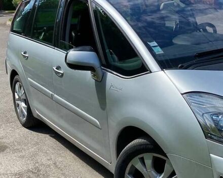 Серый Ситроен Гранд С4 Пикассо, объемом двигателя 1.6 л и пробегом 237 тыс. км за 7500 $, фото 2 на Automoto.ua