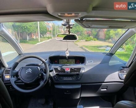 Серый Ситроен Гранд С4 Пикассо, объемом двигателя 1.6 л и пробегом 237 тыс. км за 7500 $, фото 27 на Automoto.ua