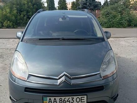 Ситроен Гранд С4 Пикассо 2007 в Вышгороде на Automoto.ua Серый Ситроен Гранд С4 Пикассо, объемом двигателя 2 л и пробегом 300 тыс. км за 4900 $, фото 1 на Automoto.ua