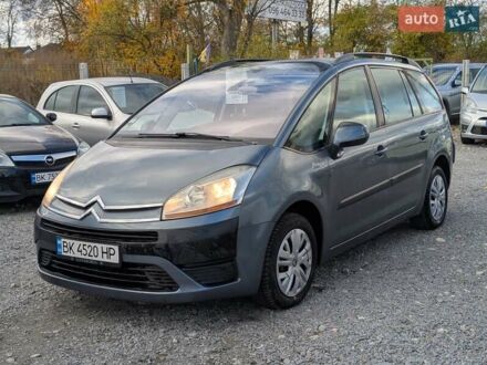 Ситроен Гранд С4 Пикассо 2008 в Ровно на Automoto.ua Серый Ситроен Гранд С4 Пикассо, объемом двигателя 1.6 л и пробегом 269 тыс. км за 4995 $, фото 1 на Automoto.ua