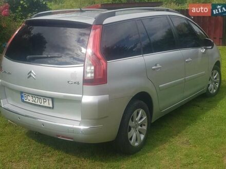 Ситроен Гранд С4 Пикассо 2010 в Дрогобыче на Automoto.ua Серый Ситроен Гранд С4 Пикассо, объемом двигателя 1.6 л и пробегом 195 тыс. км за 6000 $, фото 1 на Automoto.ua