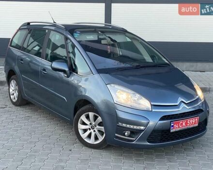 Серый Ситроен Гранд С4 Пикассо, объемом двигателя 1.6 л и пробегом 203 тыс. км за 5900 $, фото 1 на Automoto.ua