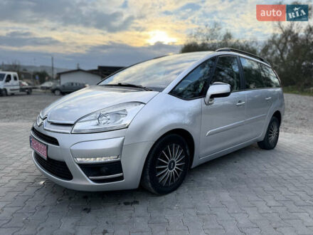 Ситроен Гранд С4 Пикассо 2013 в Бережанах на Automoto.ua Серый Ситроен Гранд С4 Пикассо, объемом двигателя 1.6 л и пробегом 231 тыс. км за 7900 $, фото 1 на Automoto.ua
