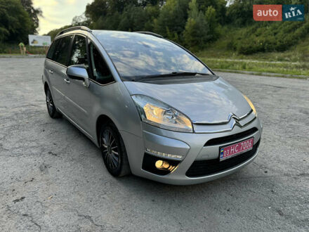 Ситроен Гранд С4 Пикассо 2013 в Бережанах на Automoto.ua Серый Ситроен Гранд С4 Пикассо, объемом двигателя 1.6 л и пробегом 230 тыс. км за 8100 $, фото 1 на Automoto.ua