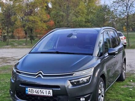 Ситроен Гранд С4 Пикассо 2013 в Черкассах на Automoto.ua Серый Ситроен Гранд С4 Пикассо, объемом двигателя 1.6 л и пробегом 269 тыс. км за 10900 $, фото 1 на Automoto.ua