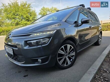 Ситроен Гранд С4 Пикассо 2014 в Днепре (Днепропетровске) на Automoto.ua Серый Ситроен Гранд С4 Пикассо, объемом двигателя 2 л и пробегом 320 тыс. км за 11900 $, фото 1 на Automoto.ua