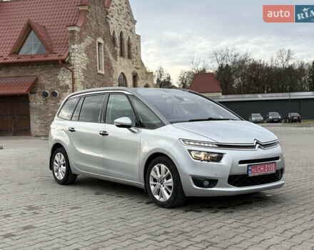 Сірий Сітроен Гранд С4 Пікассо, об'ємом двигуна 2 л та пробігом 240 тис. км за 11450 $, фото 1 на Automoto.ua