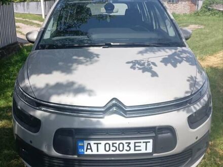 Ситроен Гранд С4 Пикассо 2016 в Снятине на Automoto.ua Серый Ситроен Гранд С4 Пикассо, объемом двигателя 1.56 л и пробегом 227 тыс. км за 13000 $, фото 1 на Automoto.ua