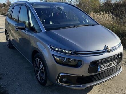 Сітроен Гранд С4 Пікассо 2016 у Кременце на Automoto.ua Сірий Сітроен Гранд С4 Пікассо, об'ємом двигуна 1.56 л та пробігом 185 тис. км за 17700 $, фото 1 на Automoto.ua