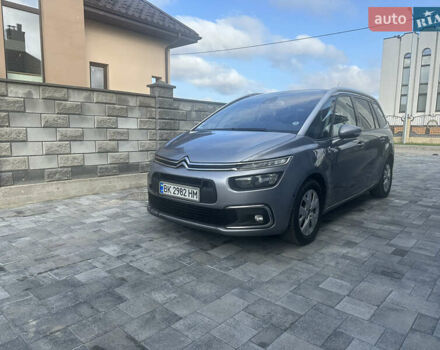 Серый Ситроен Гранд С4 Пикассо, объемом двигателя 1.6 л и пробегом 320 тыс. км за 8999 $, фото 1 на Automoto.ua