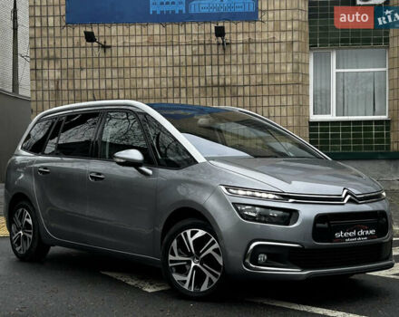 Серый Ситроен Гранд С4 Пикассо, объемом двигателя 1.6 л и пробегом 199 тыс. км за 15499 $, фото 1 на Automoto.ua