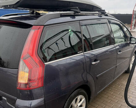 Синий Ситроен Гранд С4 Пикассо, объемом двигателя 2 л и пробегом 280 тыс. км за 7600 $, фото 4 на Automoto.ua