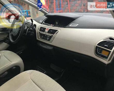 Синий Ситроен Гранд С4 Пикассо, объемом двигателя 2 л и пробегом 280 тыс. км за 7600 $, фото 10 на Automoto.ua