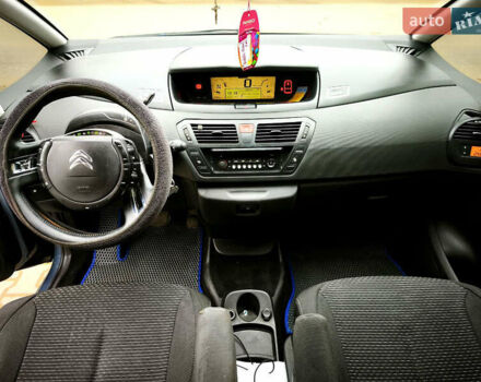 Синій Сітроен Гранд С4 Пікассо, об'ємом двигуна 1.56 л та пробігом 260 тис. км за 7000 $, фото 35 на Automoto.ua