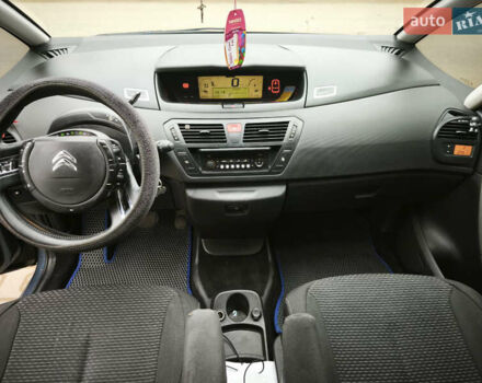 Синій Сітроен Гранд С4 Пікассо, об'ємом двигуна 1.56 л та пробігом 260 тис. км за 7000 $, фото 22 на Automoto.ua